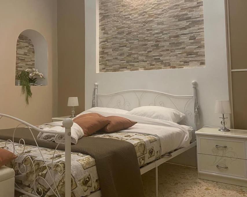 B&B Palazzo Veliero Al Castello Torremaggiore Екстер'єр фото