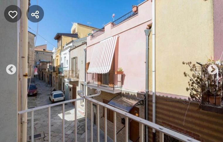 B&B Palazzo Veliero Al Castello Torremaggiore Екстер'єр фото